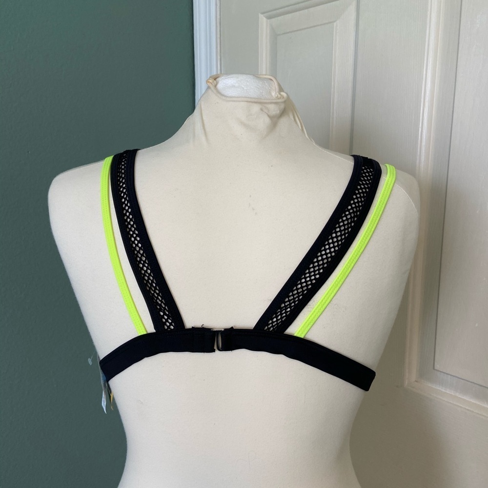 Fabletics active bikini top - Picture 2 of 9